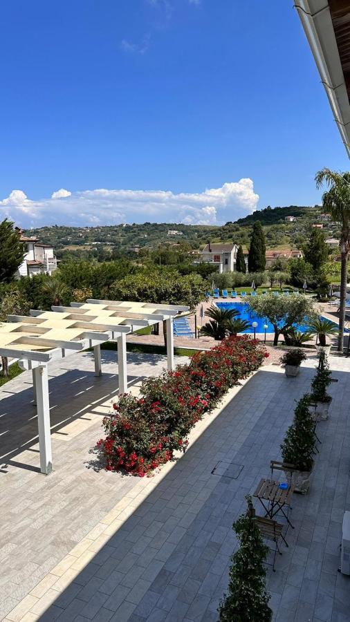 Hotel La Tombola Agropoli Exterior photo